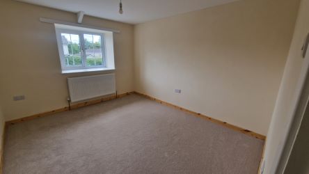 3 Royal Oak Terrace, Johnstown, Carmarthen, SA31 3NA