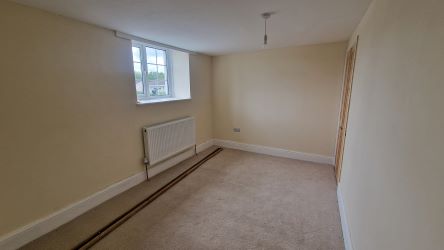 3 Royal Oak Terrace, Johnstown, Carmarthen, SA31 3NA