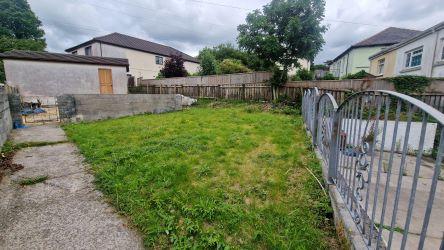 3 Royal Oak Terrace, Johnstown, Carmarthen, SA31 3NA