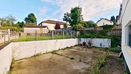 3 Royal Oak Terrace, Johnstown, Carmarthen, SA31 3NA