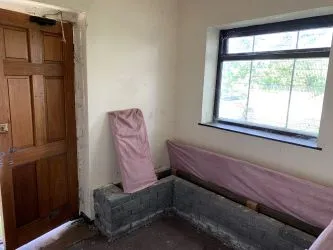 Former Taxi Office, Heol Aneurin, Caerphilly, CF83 2PG