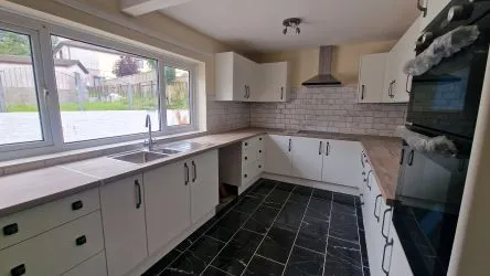 3 Royal Oak Terrace, Johnstown, Carmarthen, SA31 3NA