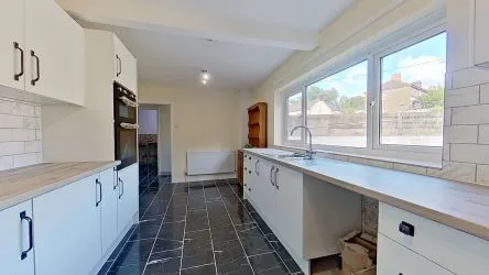 3 Royal Oak Terrace, Johnstown, Carmarthen, SA31 3NA
