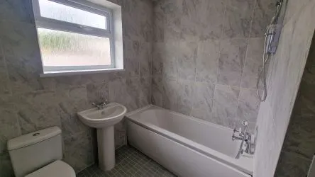 3 Royal Oak Terrace, Johnstown, Carmarthen, SA31 3NA