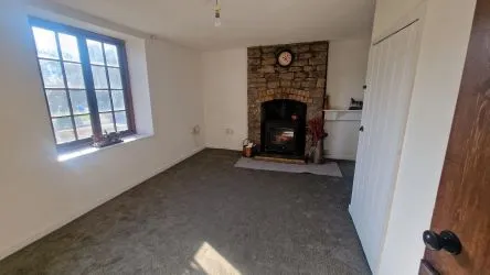 Blacksmiths Arms Row, 4 Main Road, Alvington, Lydney, Gloucestershire, GL15 6AU