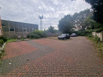 Flat 4 Monmouth Court, Sandy Lane, Caldicot, Gwent, NP26 4NA