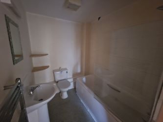 Flat 4 Monmouth Court, Sandy Lane, Caldicot, Gwent, NP26 4NA