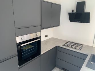 18 Clydach Road, Tonypandy, Mid Glamorgan, CF40 2BD