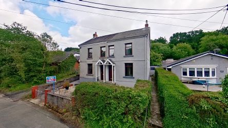 Forest View, 2 Neath Road, Ystradgynlais, Swansea, SA9 1PP
