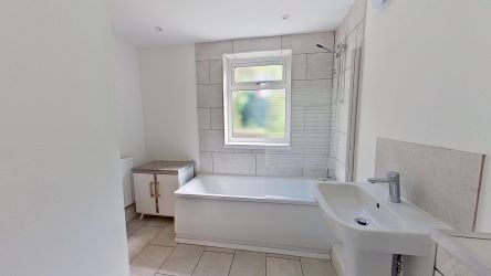 Forest View, 2 Neath Road, Ystradgynlais, Swansea, SA9 1PP