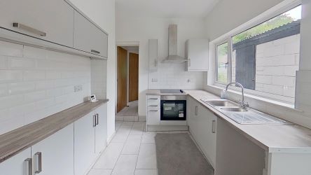 Forest View, 2 Neath Road, Ystradgynlais, Swansea, SA9 1PP