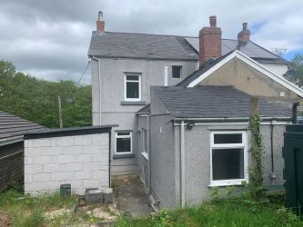 Forest View, 2 Neath Road, Ystradgynlais, Swansea, SA9 1PP