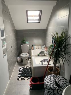 Flat 6 Penrhiwfer Court, Penrhiwfer Road, Tonyrefail, Porth, Mid Glamorgan, CF39 8EY