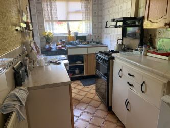 32 Hubert Road, Newport, Gwent, NP19 7JW