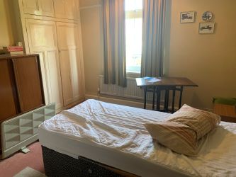 32 Hubert Road, Newport, Gwent, NP19 7JW