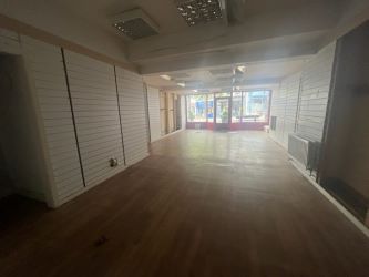 17 Nott Square, Carmarthen, SA31 1PQ