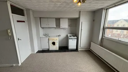 Flat at, 21 Queens Court, Aberavon, SA12 6AU