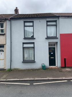 146 High Street, Treorchy, Mid Glamorgan, CF42 6PA