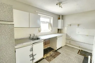 10 Coed Cae, Caerphilly, CF83 1RU