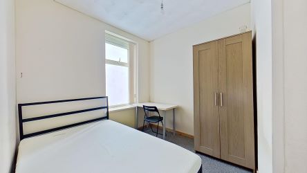 378 Oystermouth Road, Swansea, West Glamorgan, SA1 3UL