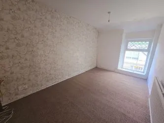 142 Dunraven Street, Tonypandy, Mid Glamorgan, CF40 1QD