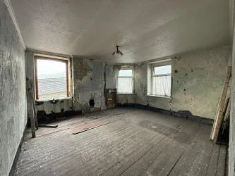 Aberaman Hotel, Thomas Terrace, Aberaman, Aberdare, Rhondda Cynon Taf, CF44 6EP