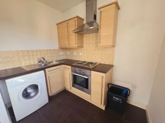 196 Longacres, Bridgend, Mid Glamorgan, CF31 2DE