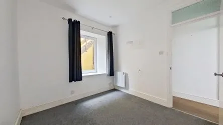 Flat 1 Glan Y Mor, Amroth, Narberth, Dyfed, SA67 8NG