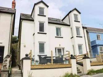 Flat 1 Glan Y Mor, Amroth, Narberth, Dyfed, SA67 8NG