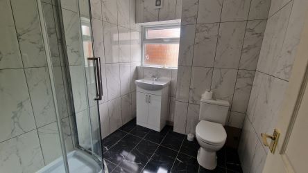 3 Royal Oak Terrace, Johnstown, Carmarthen, SA31 3NA