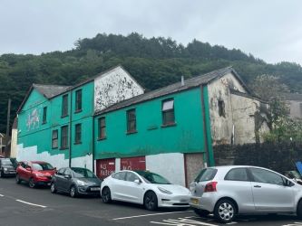 The Earl of Jersey, Neath Road, Briton Ferry, Neath, SA11 2AQ