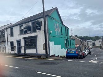 The Earl of Jersey, Neath Road, Briton Ferry, Neath, SA11 2AQ