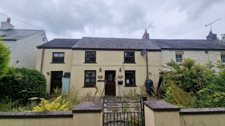 Llys Y Grug, Wallis, Haverfordwest, Dyfed, SA62 5RB