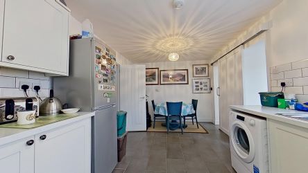 47 Gilfach Cynon, Merthyr Tydfil, Mid Glamorgan, CF47 0PG