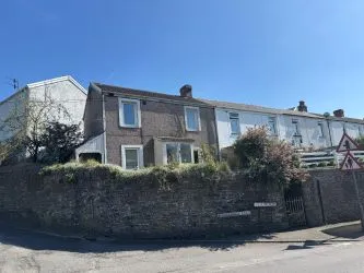 19 Millers Row, Treharris, CF46 5DR