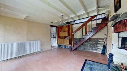 19 Millers Row, Treharris, CF46 5DR