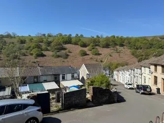 16 Bedw Road, Bedlinog, Treharris, Mid Glamorgan, CF46 6TU