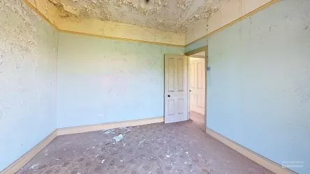 1 Blaenau Road, Llandybie, Ammanford, Dyfed, SA18 3YR