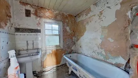 1 Blaenau Road, Llandybie, Ammanford, Dyfed, SA18 3YR