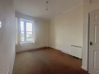 Flat 1 Commerce House, Station Crescent, Llandrindod Wells, Powys, LD1 5BD
