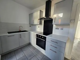 23 Tynybedw Street, Treorchy, Mid Glamorgan, CF42 6RA