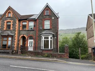 146B North Road, Ferndale, Mid Glamorgan, CF43 4RE