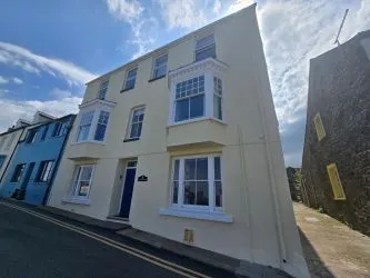 Flat 1 Tower House, Tower Hill, Fishguard, Dyfed, SA65 9LA