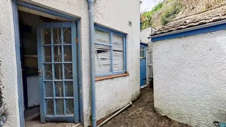6 Watkin Street, Swansea, SA1 6YD