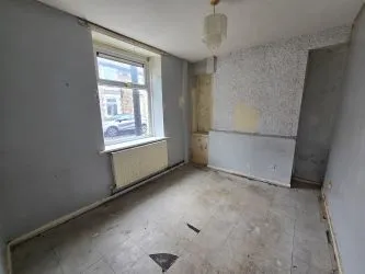 26 Adams Street, Tonypandy, Mid Glamorgan, CF40 2DU