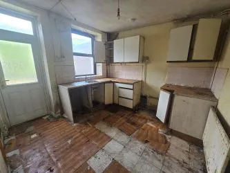 160 East Road, Tylorstown, Ferndale, Mid Glamorgan, CF43 3BT