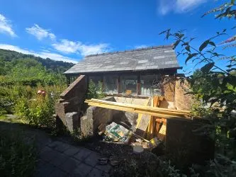 3 Shop Terrace, Clydach, Abergavenny, Gwent, NP7 0NB