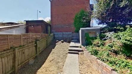 36 Commercial Street, Griffithstown, Pontypool, Gwent, NP4 5JE