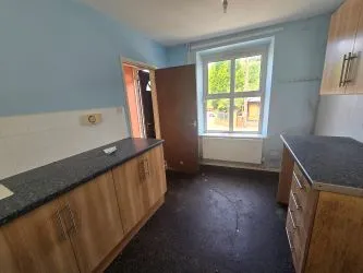 15 Oakland Terrace, Ferndale, Mid Glamorgan, CF43 4UD