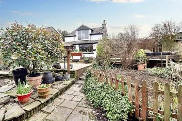 Turf Cottage, Llanelly Hill, Abergavenny, Gwent, NP7 0NU